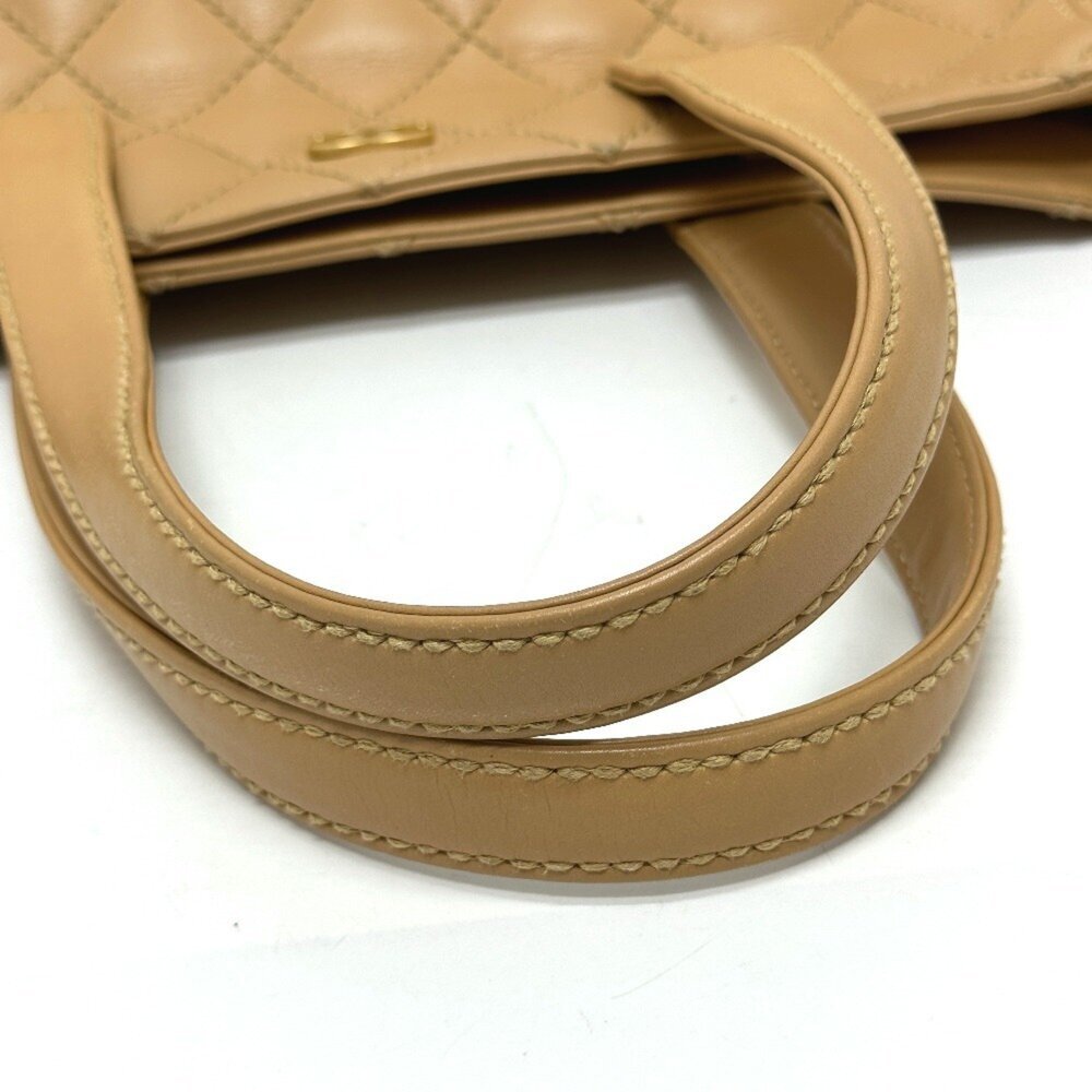 CHANEL Cream Tote Bag - Picture 7 of 15